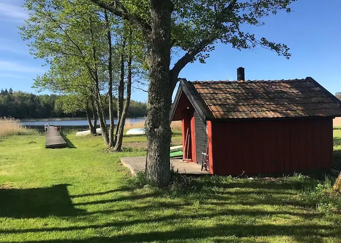 Cozy Lodge At Horse Farm With Lake And Sauna
